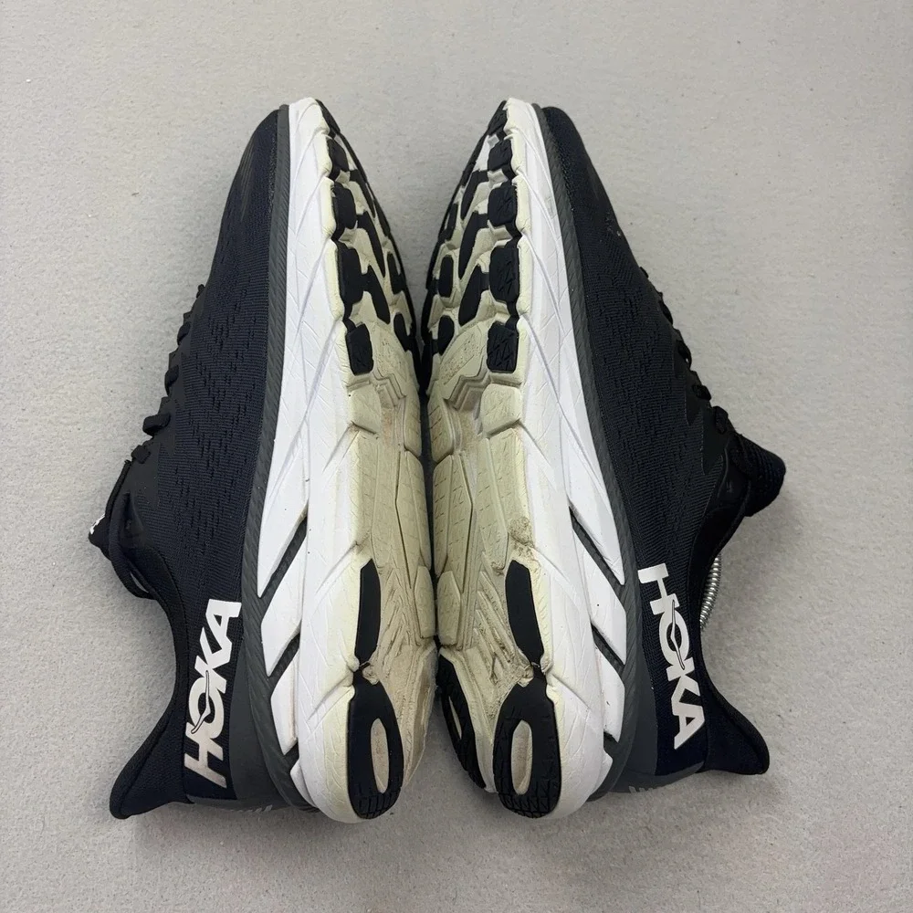 Hoka One One pre owned